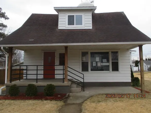 407 E State St, Morocco, IN 47963