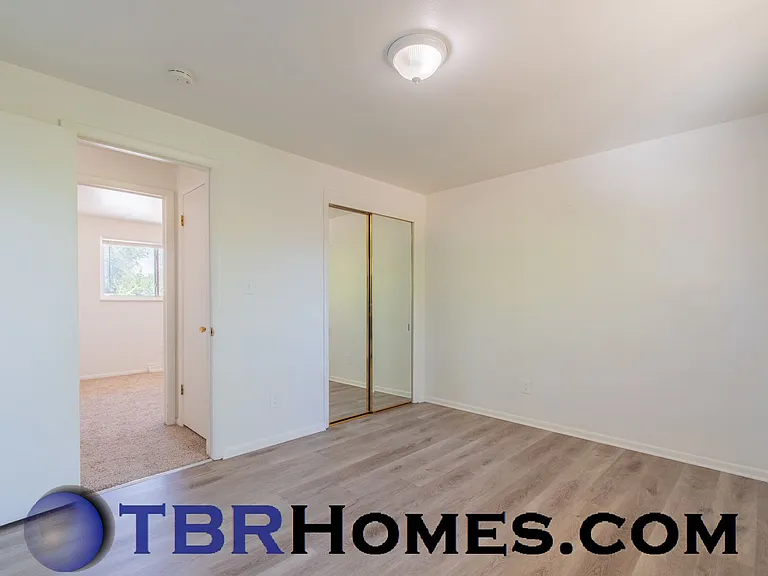 2340 W Harvard Ave — Photo 13