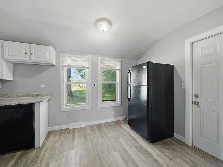 1416 W 13th St #1416 — Photo 7