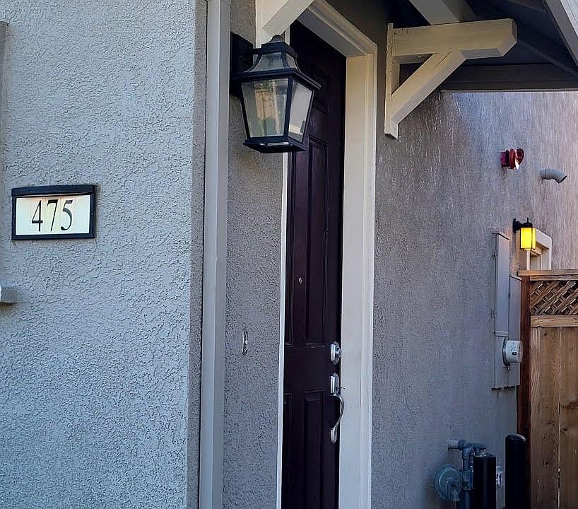 Close look of the casita entrance entrance