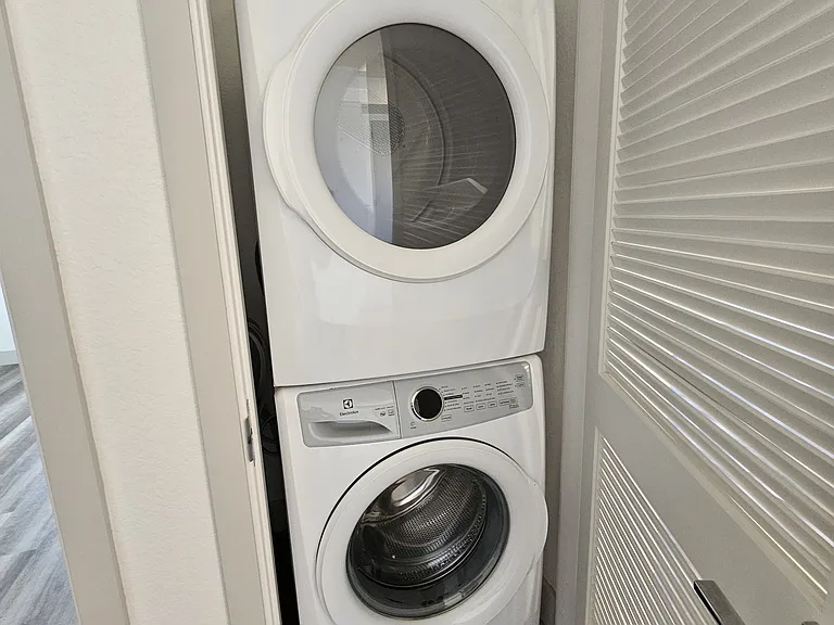 Full size Washer and Dryer