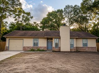303 Springwood Cir, Crestview, FL 32536