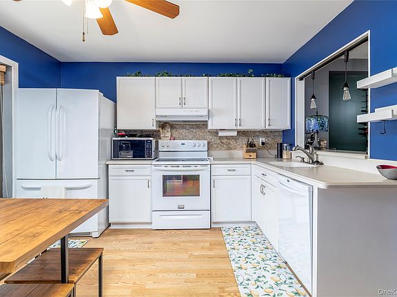 3rd image of 1790 Front Street #26