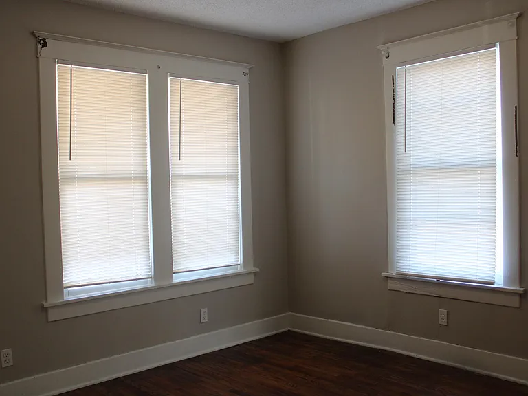 713 Pottawatomie St — Photo 2