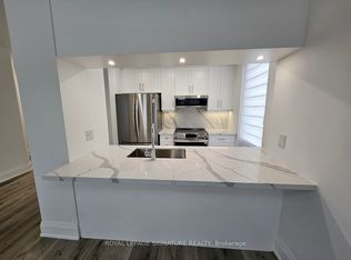 85 Bloor St E #1602, Toronto, ON M4W 3Y1