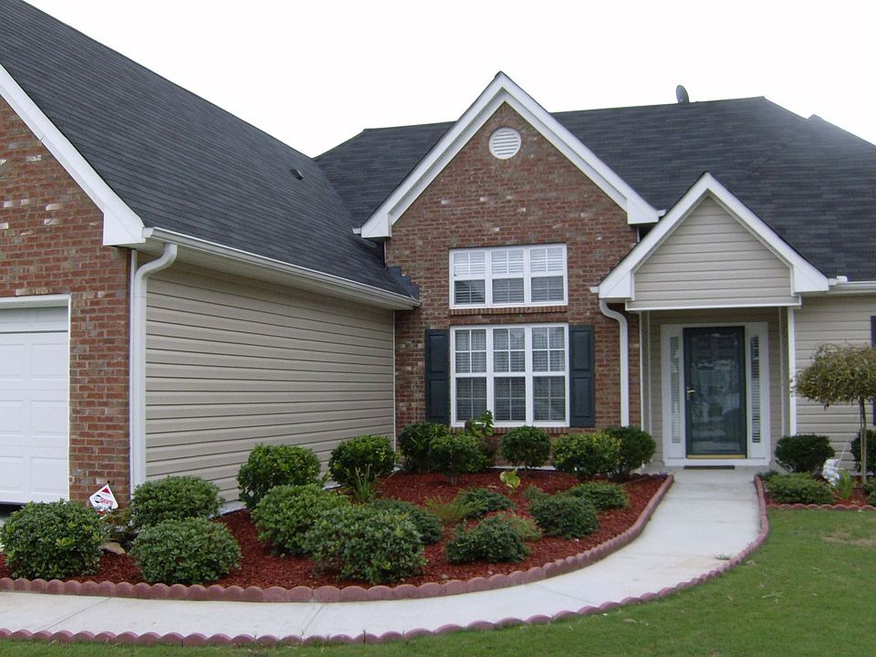 meticulously maintained