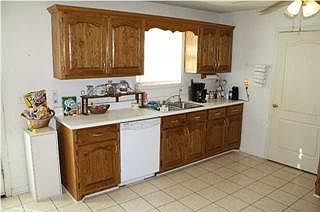 5th image of 144 Shoals Paradise Dr
