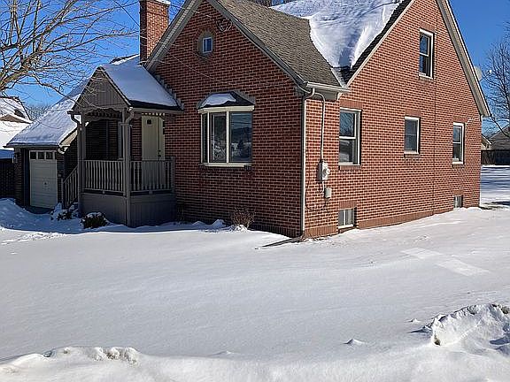 3rd image of 1426 Tire Hill Rd