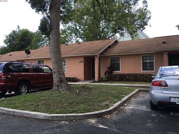 3rd image of 606 Woodlane Cir