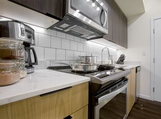The Fifth Apartments - Up to $3,000 in savings, Calgary, AB T2R 1G4