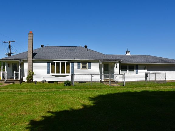 3rd image of 29320 State Highway 27