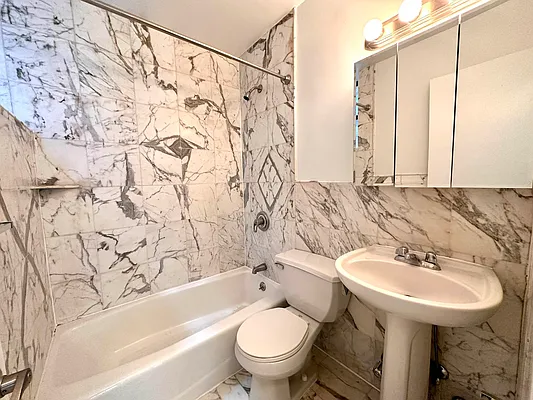 Rented by Tourma Realty LLC | media 5