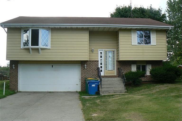 1st image of 7462 Wright St