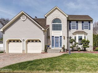 50 Winding Brook Dr, Matawan, NJ 07747