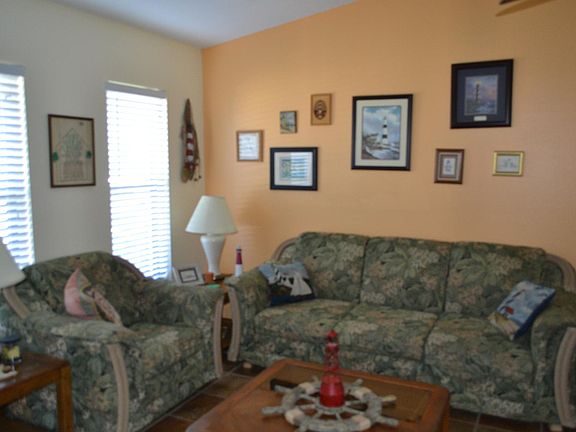 2nd image of 6047 Almanac St