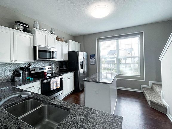 5th image of 5729 Passage Creek Dr