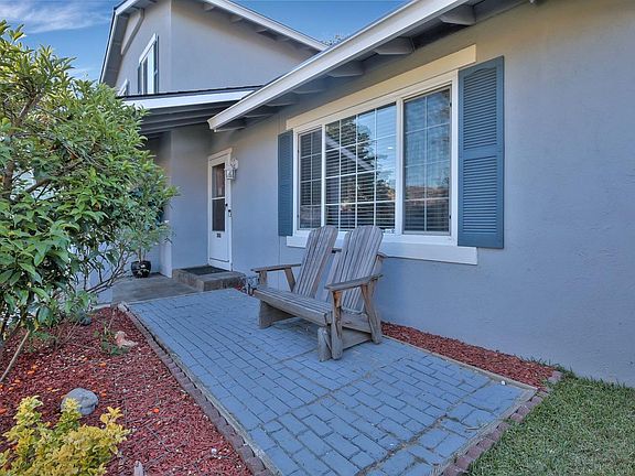 5th image of 205 Sherry Ct
