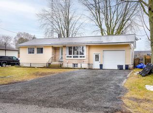 218 Maple St, West Elgin, ON N0L2P0