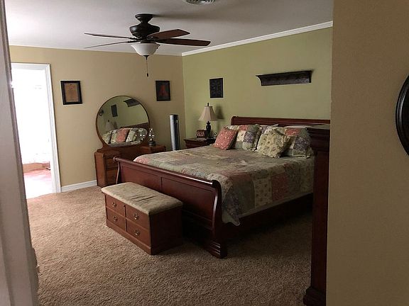5th image of 519 Sycamore Dr