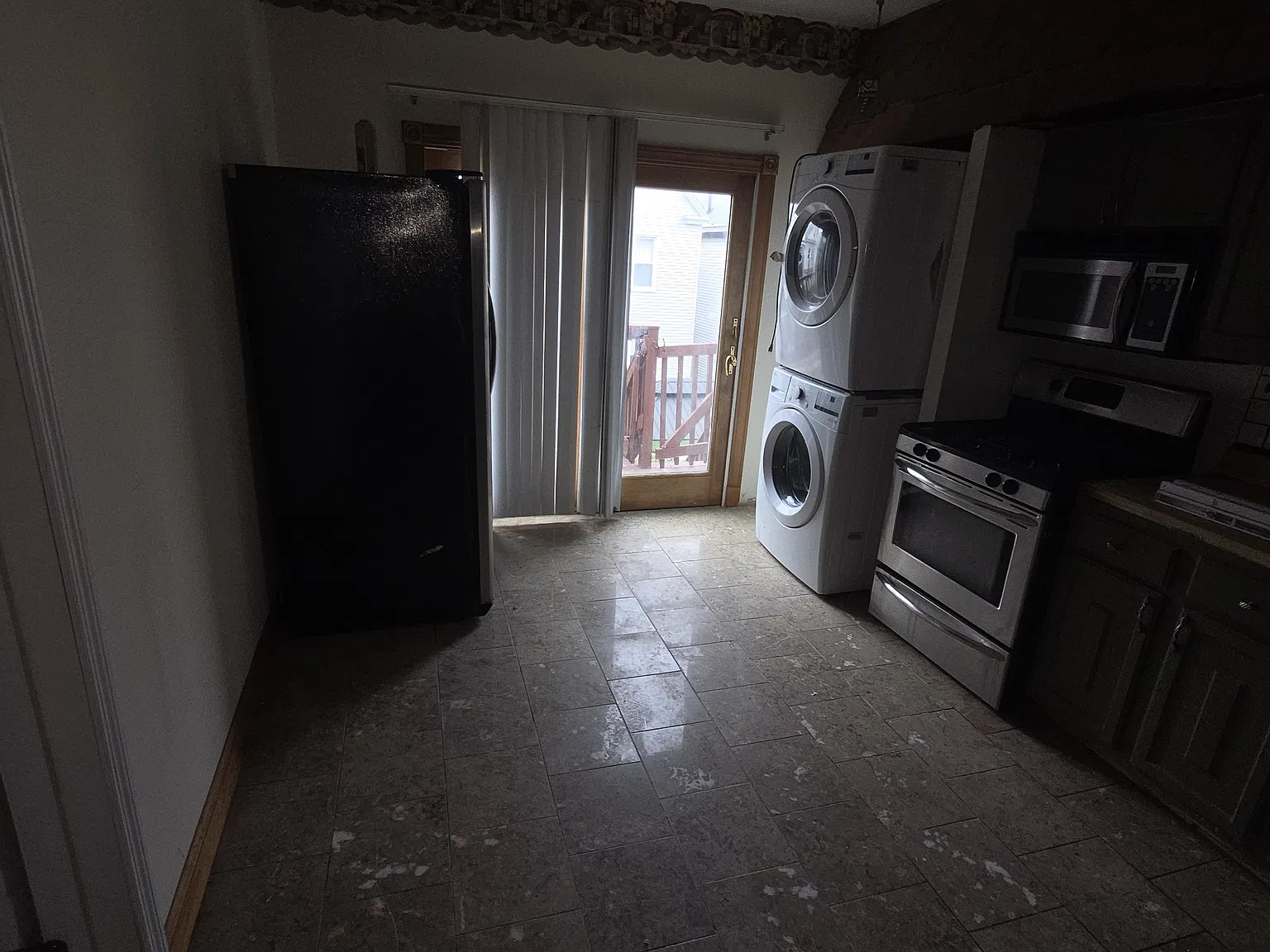 3 bed, $2,500 — Photo 4