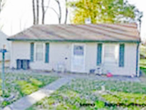 2nd image of 625 Terry Ln