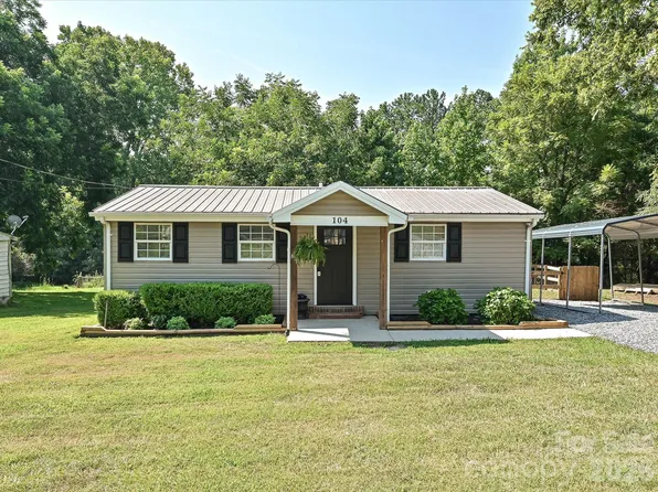 104 Dunlap St, Waxhaw, NC 28173