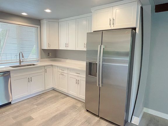 3rd image of 12215 105th Avenue Ct E APT D