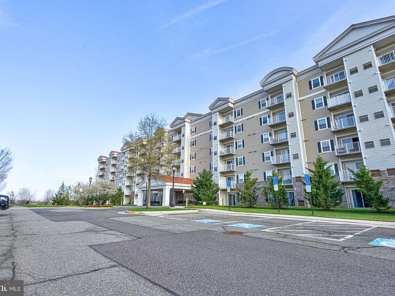 2nd image of 6301 Edsall Rd Unit 418