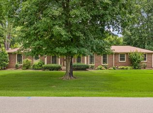 419 Fabian Pl, Clarksville, TN 37043