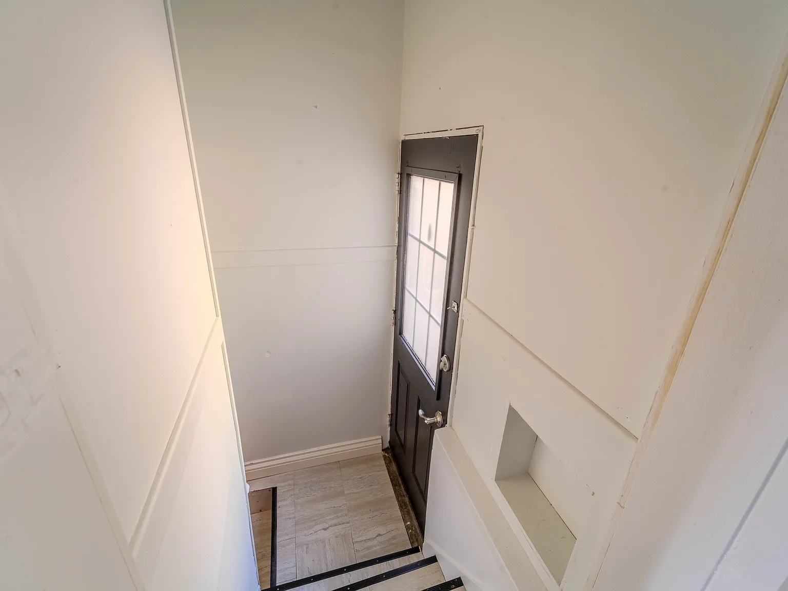 3 bed, 1.5 bath, $2,100 — Photo 1