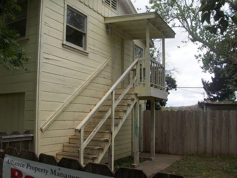 2nd image of 11638 Andrews St #A