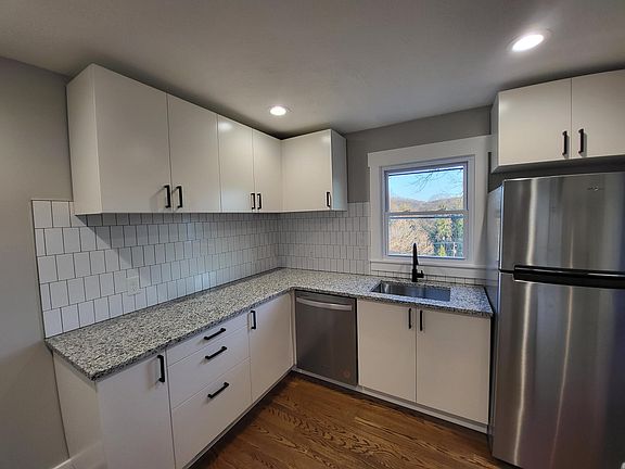 Stainless Appliances