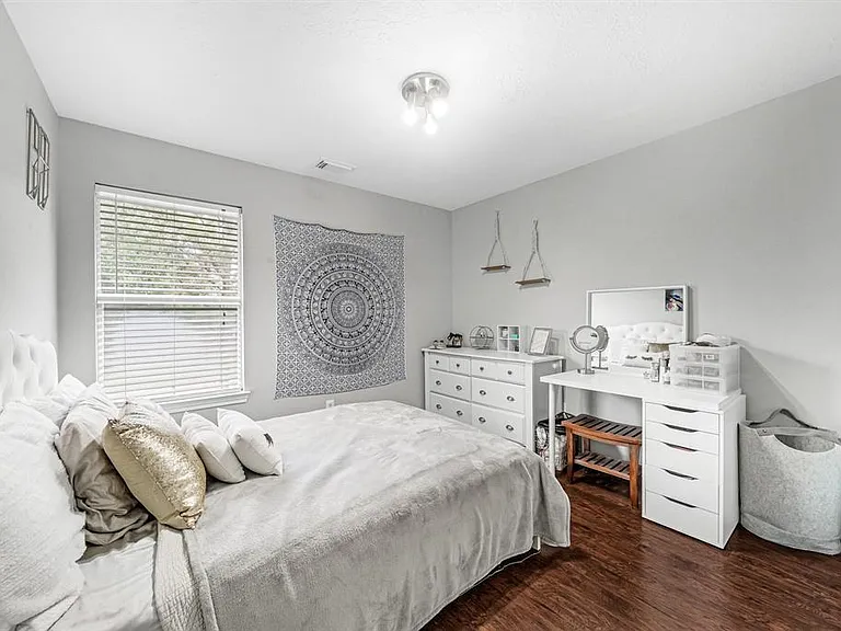 25214 Finchgrove Ln — Photo 21