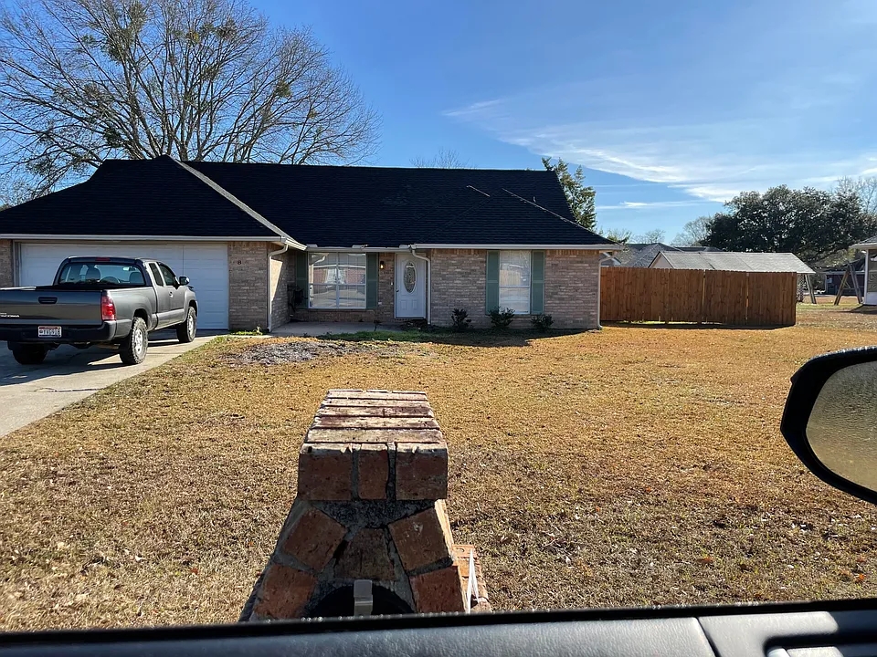 8 Crabapple Ln