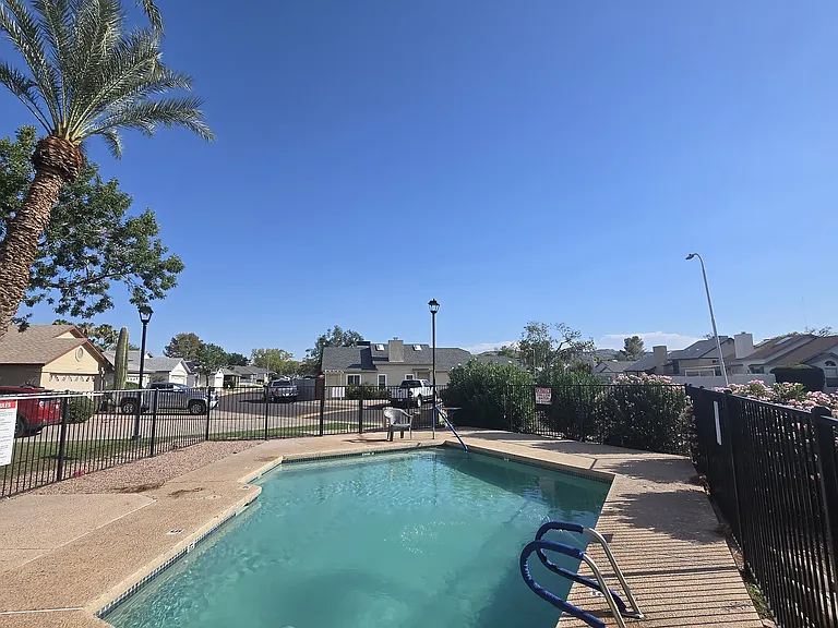 4175 E Pecan Rd — Photo 25