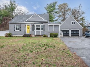 15 Newton Ave, Tewksbury, MA 01876