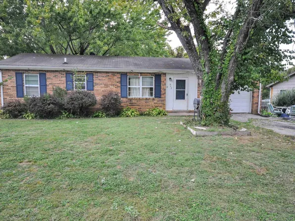 952 Walnut St, Calvert City, KY 42029