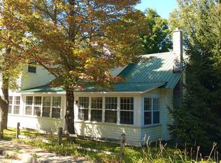1047 Peaceful Valley Rd, North Creek, NY 12853