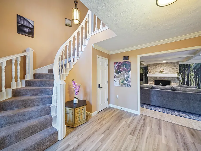 27403 Caperidge Dr — Photo 16