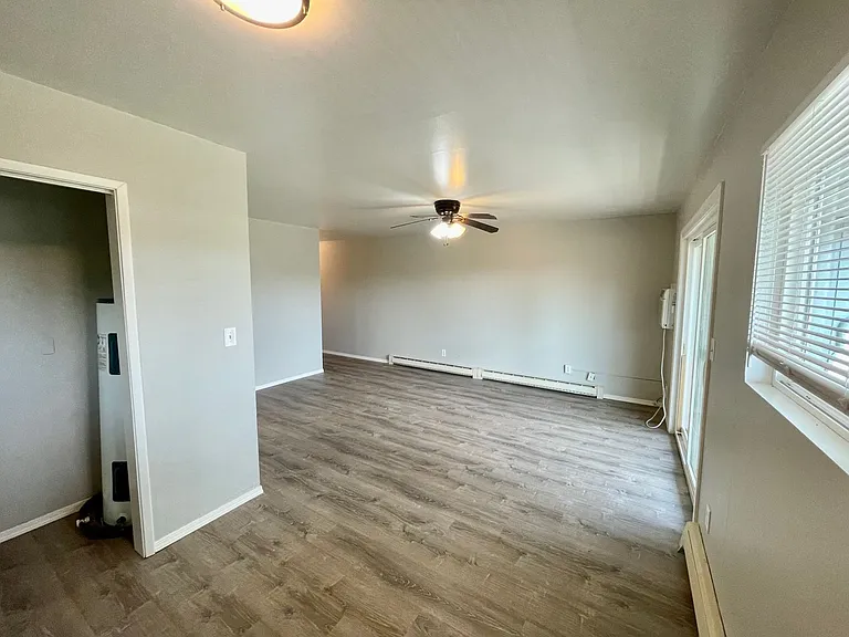516 NW Bailey Ave #9 — Photo 6