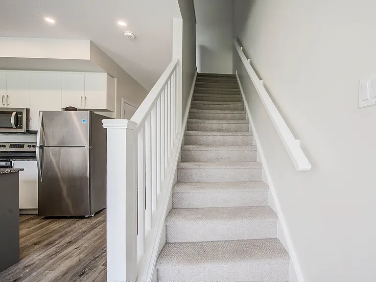 350 River Rd #7 — Photo 17