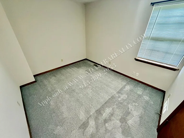 6622 W 149th Ter — Photo 15