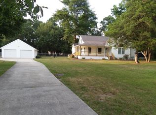 109 Arnold Dr, Powells Point, NC 27966