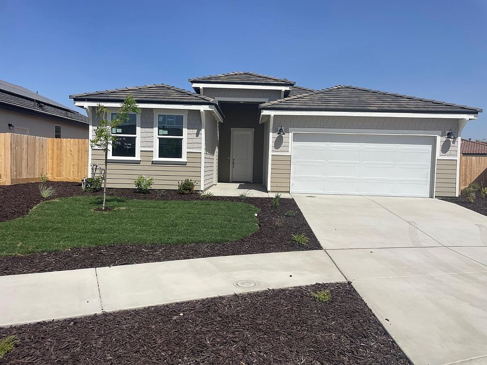 1st image of 458 S Susan Ave