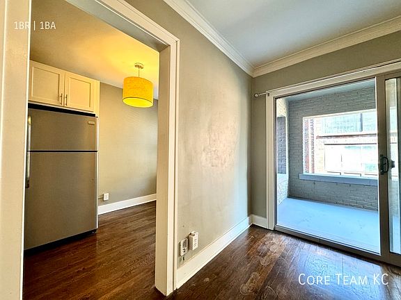 5th image of 710 W 48th St #203