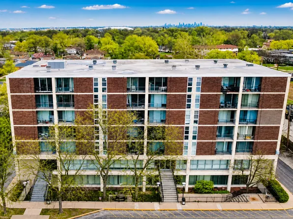 1043 S York Rd APT 406, Bensenville, IL 60106