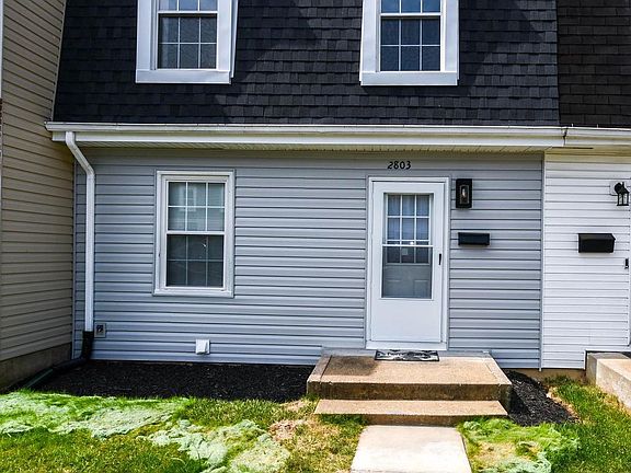 2nd image of 2803 Wood Hollow Pl