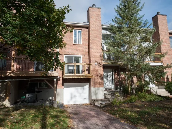 307 Ashton Ave #1, Ottawa, ON K1Z 6T5
