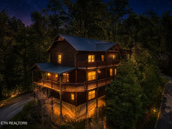 1820 Elk Springs Way, Gatlinburg, TN 37738