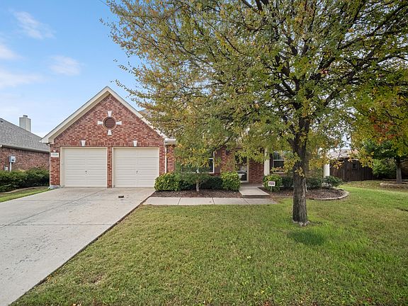 2nd image of 2448 Dawn Mist Dr